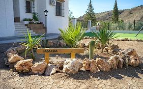 La Masía casa rural junto al río